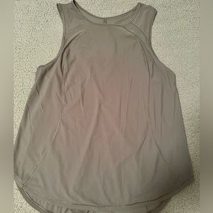 Lululemon L Tank